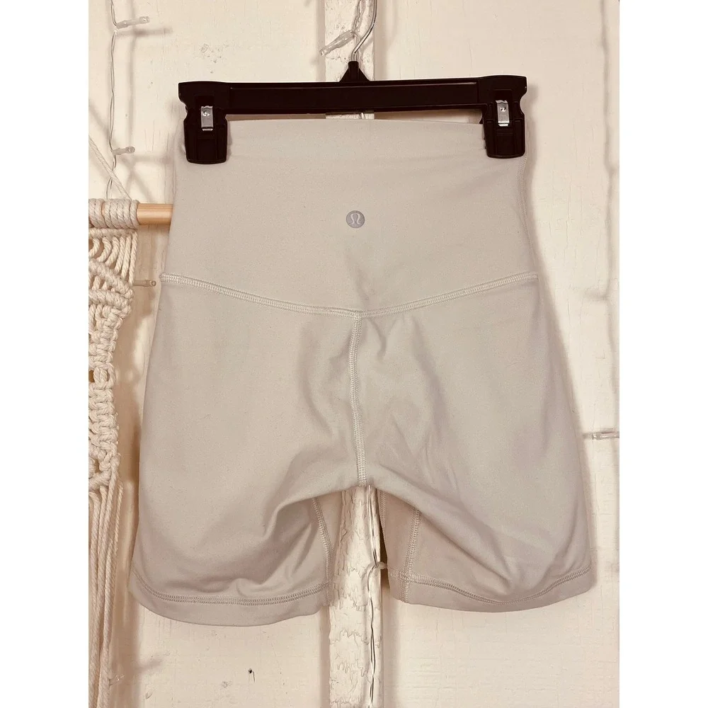 Lululemon Align High-Rise Short 6